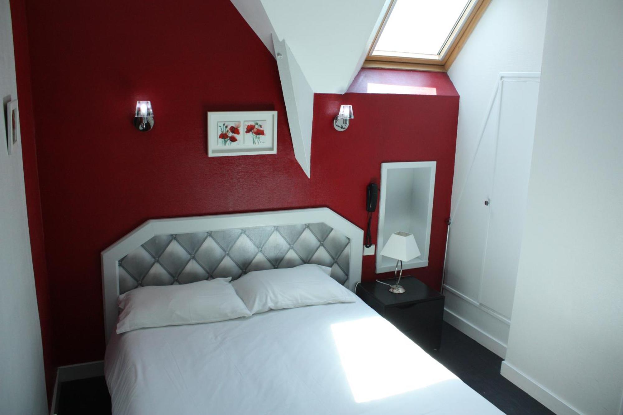 Contact Hotel Du Relais Thouars Exterior photo